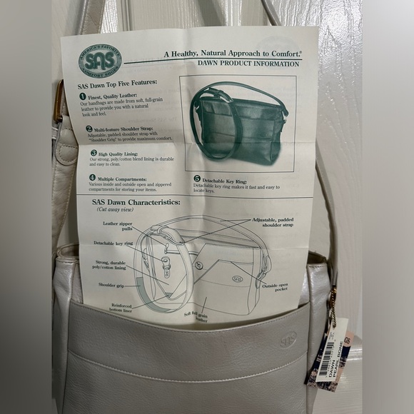 NWT SAS Leather Crossbody / Shoulder Bag in Dawn Pearl Bone Made in USA - Picture 7 of 8